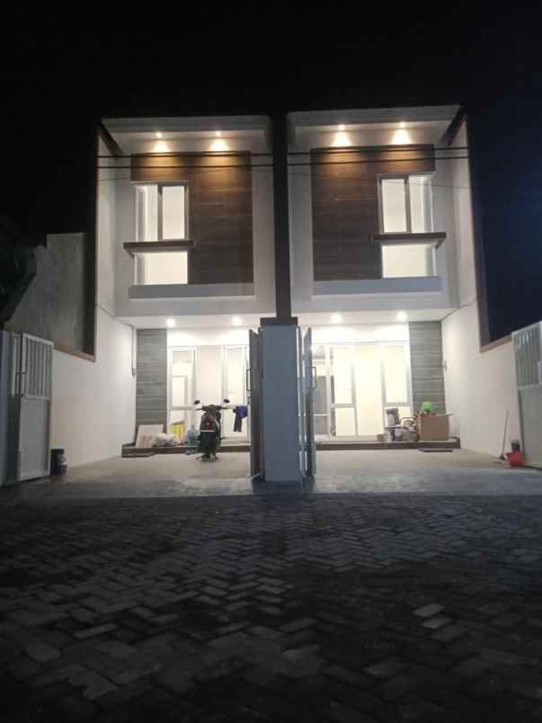 dijual rumah bumi wonorejo asri