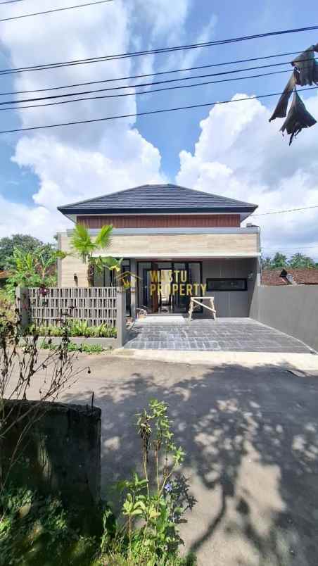 dijual rumah caturharjo kec sleman kab
