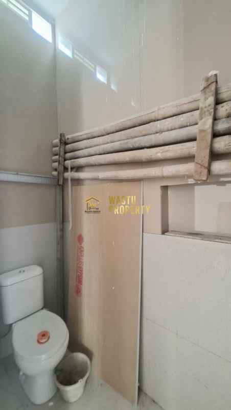 dijual rumah caturharjo kec sleman kab