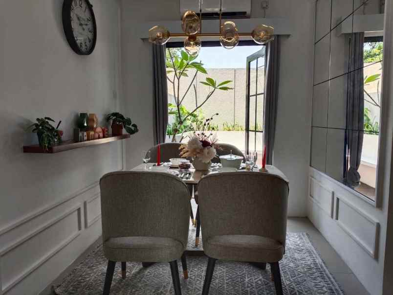 dijual rumah ciampaeun