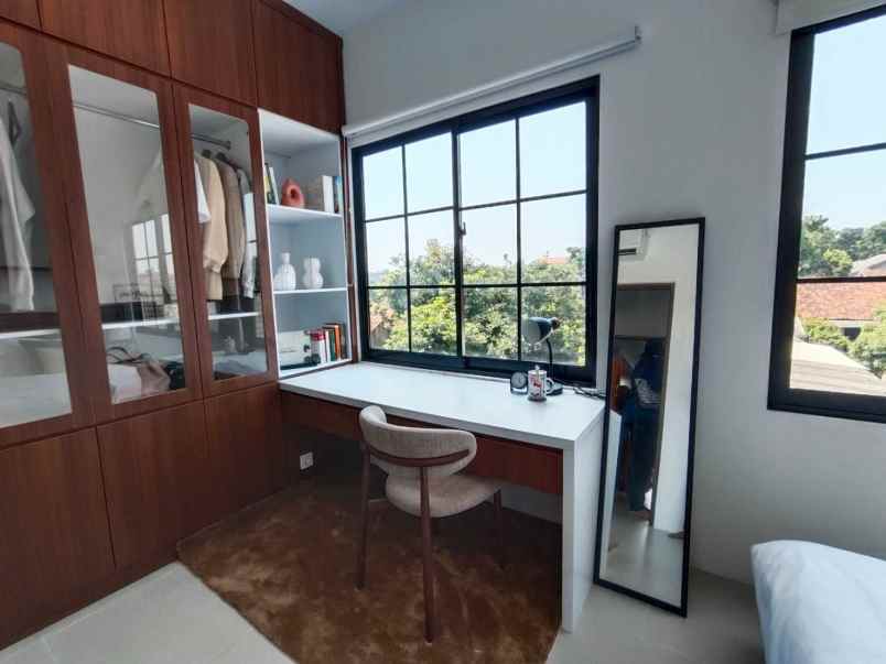 dijual rumah ciampaeun