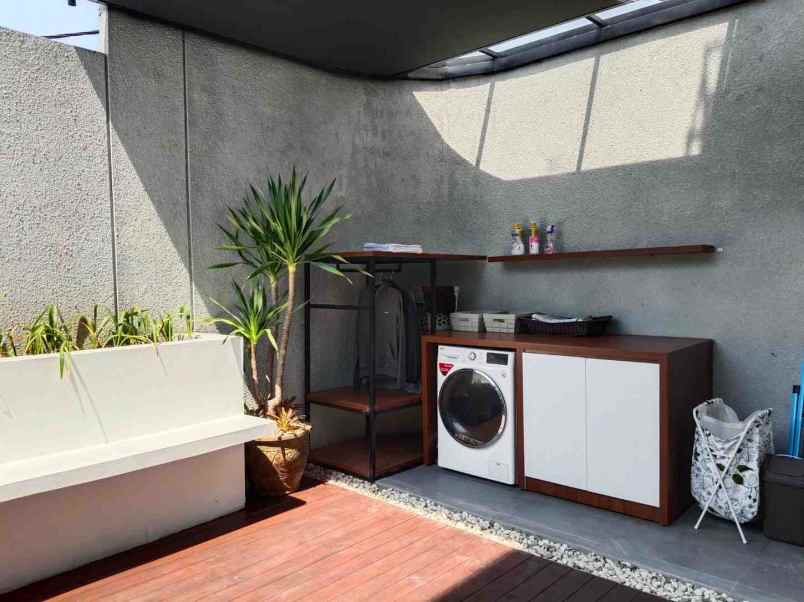 dijual rumah ciampaeun