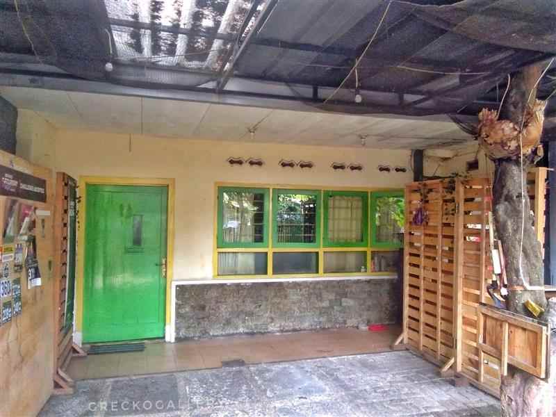 dijual rumah ciateul