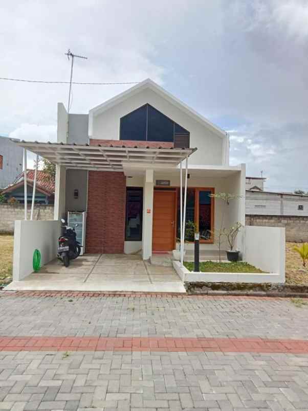 dijual rumah cibiru wetan bandung