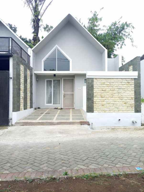 dijual rumah cikepuh