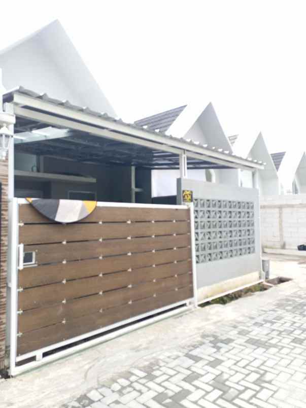 dijual rumah cikepuh