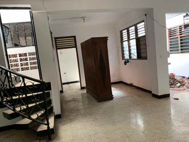 dijual rumah cilamaya jakarta pusat