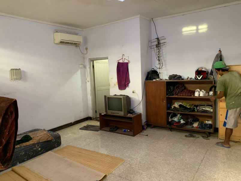 dijual rumah cilamaya jakarta pusat