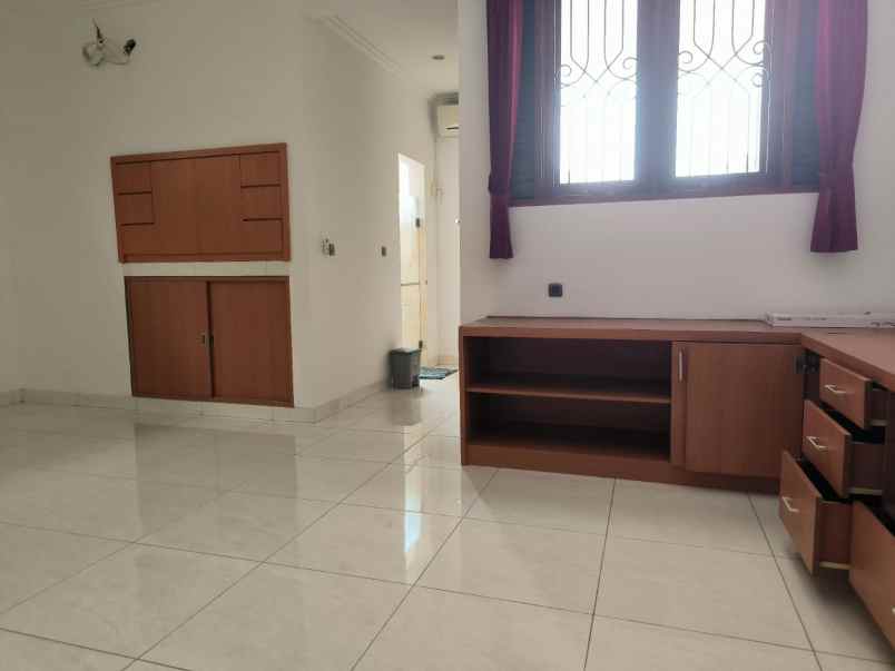 dijual rumah cilandak kko jaksel