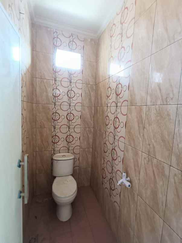 dijual rumah cilangkap