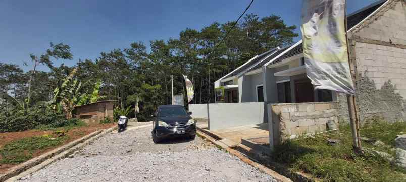 dijual rumah cileunyi