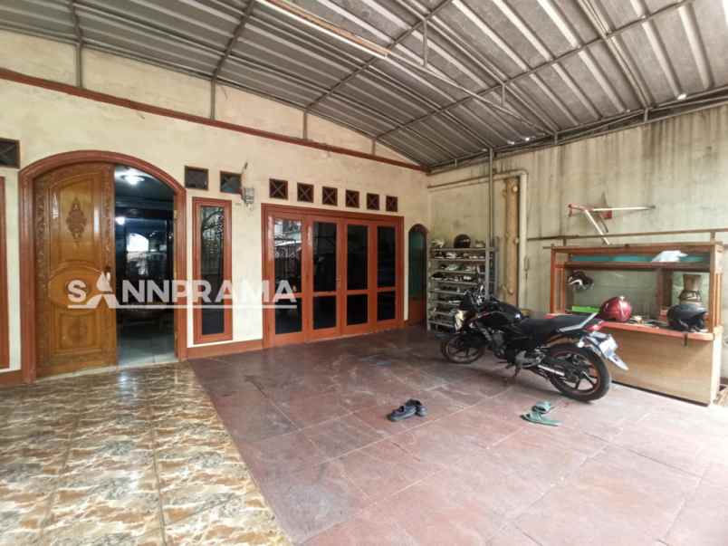 dijual rumah cipedak