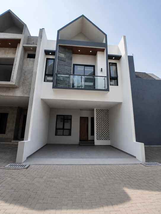 dijual rumah cipedak