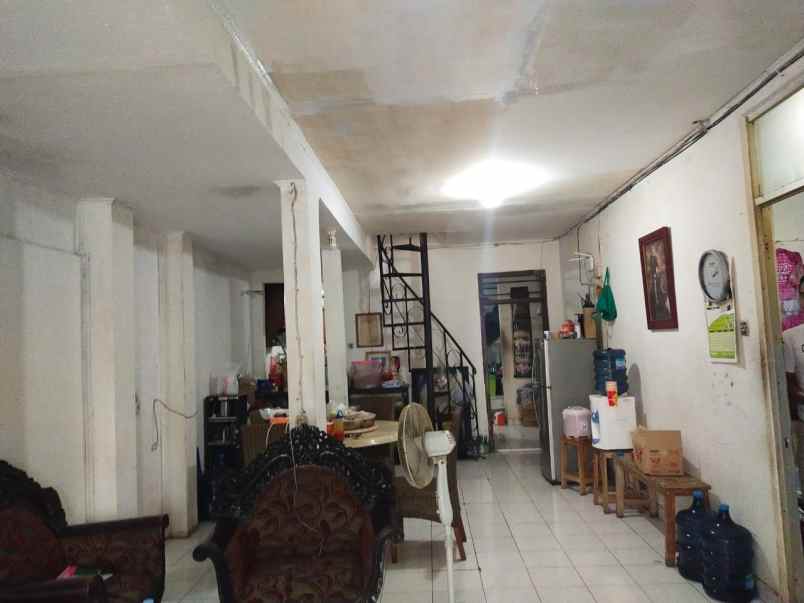 dijual rumah cipete