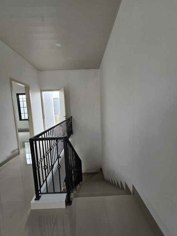 dijual rumah cipinang muara