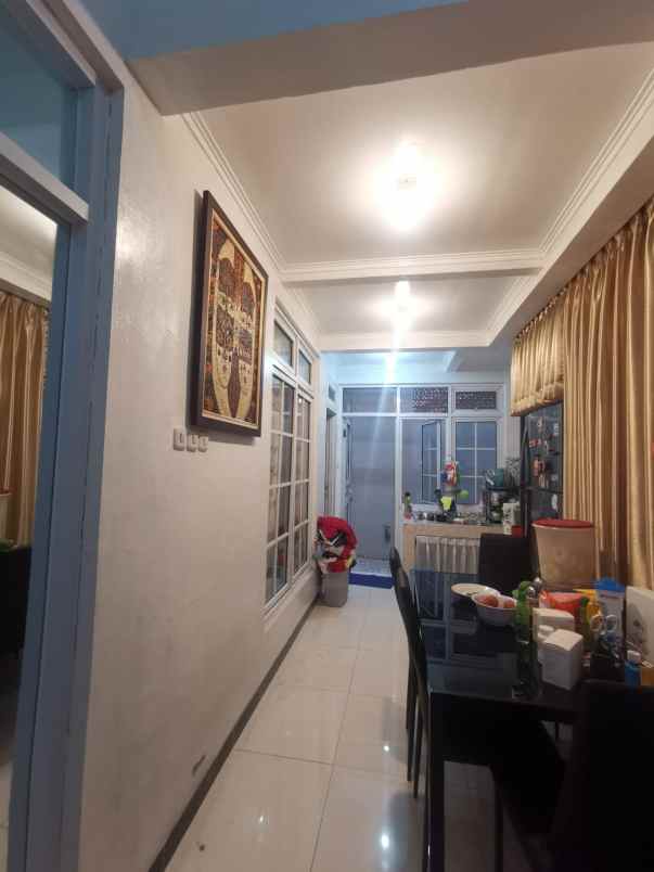 dijual rumah citra grand cibubur