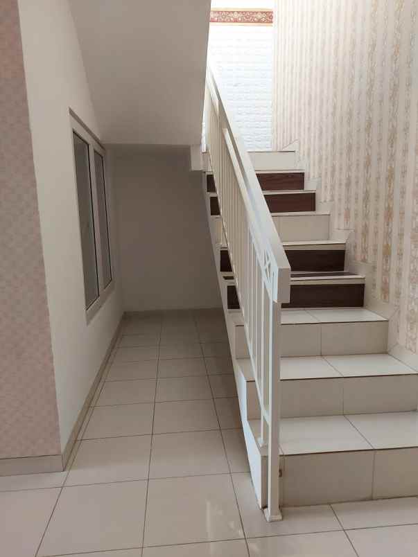 dijual rumah citra grand cibubur