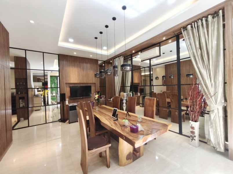 dijual rumah cluster bahamas kenangan