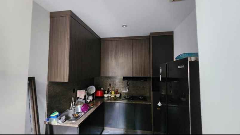 dijual rumah cluster burgundy