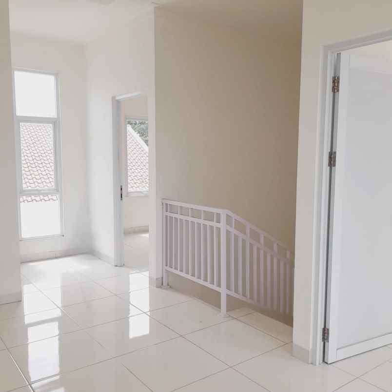 dijual rumah cluster di jl alamanda cilangkap jaktim