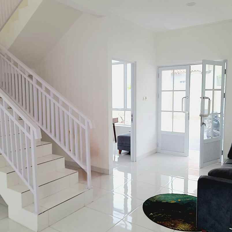 dijual rumah cluster di jl alamanda cilangkap jaktim