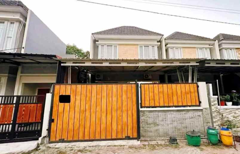 dijual rumah cluster grand armina