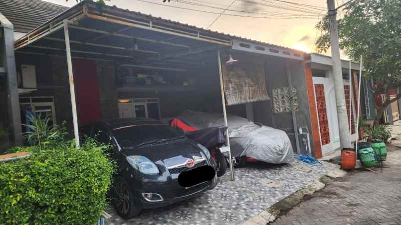 dijual rumah cluster plamongan sari