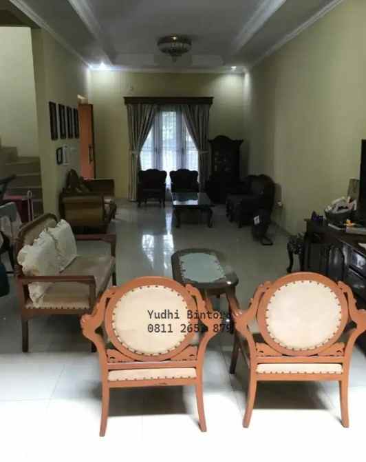 dijual rumah dekat rs persabatan