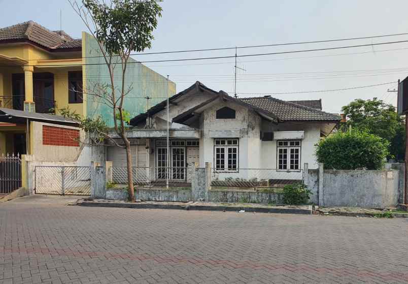 dijual rumah deltasari