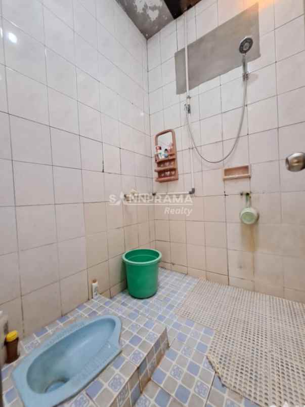 dijual rumah depok