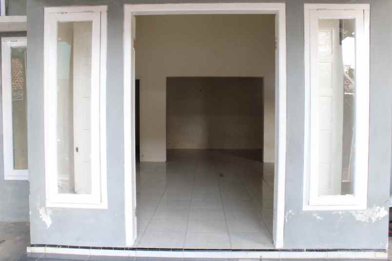 dijual rumah desa dadapan kec kabat kab