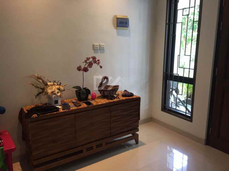 dijual rumah di bsd city