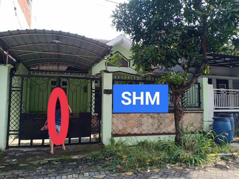 dijual rumah di gedangan dekat sirabaya