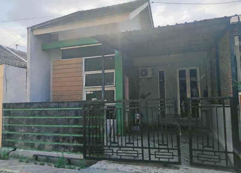dijual rumah di jl singa supriyadi pedurungan semarang