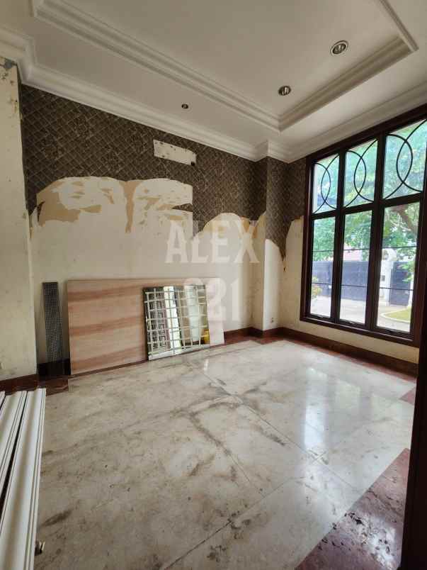 dijual rumah di lebak bulus jakarta selatan