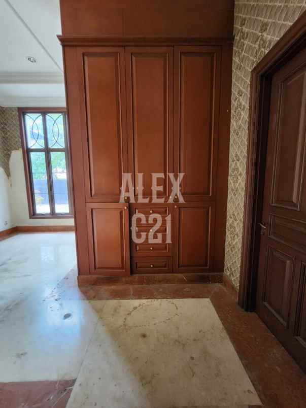 dijual rumah di lebak bulus jakarta selatan