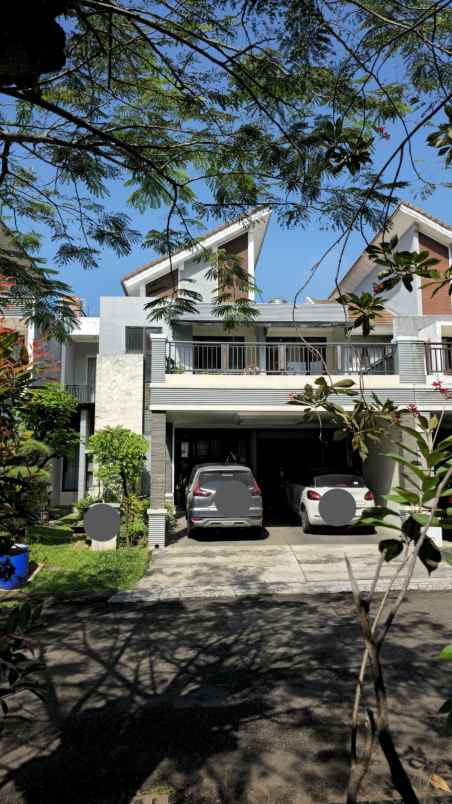dijual rumah di legenda wisata cibubur