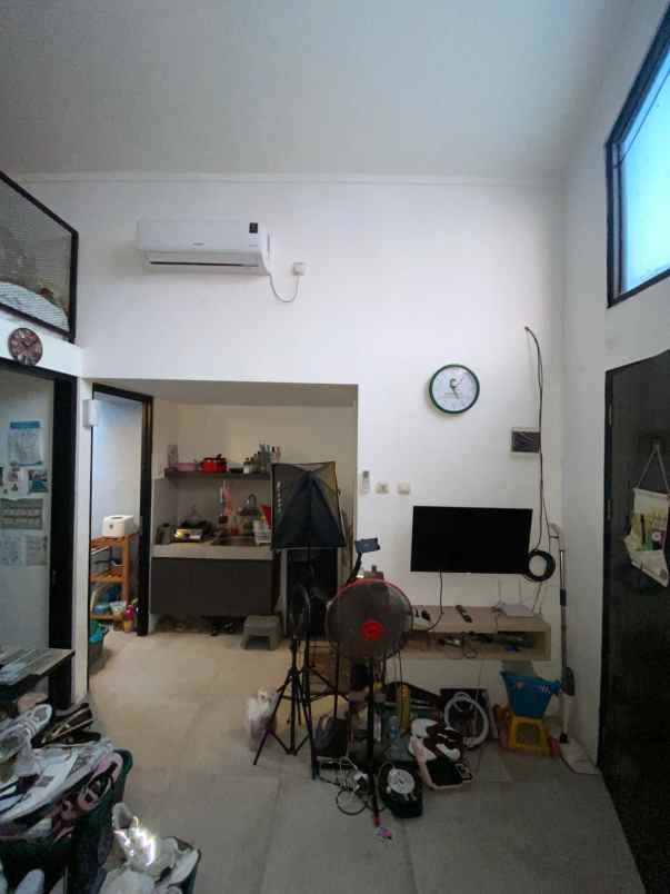 dijual rumah di over kredit rumah di