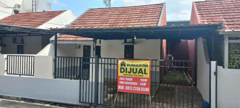 dijual rumah di perumahan irenk house c2 rt 05 rw 14