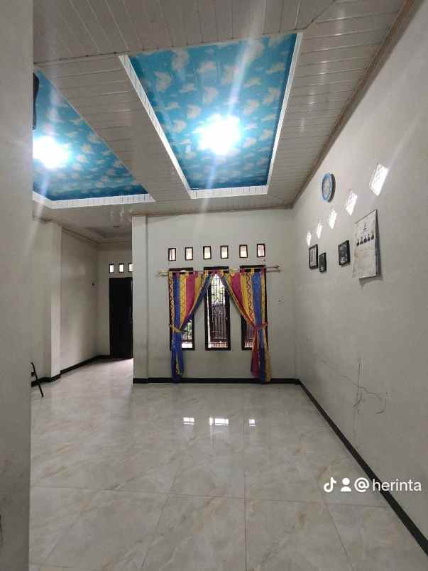 dijual rumah dijual rumah di jl maulana