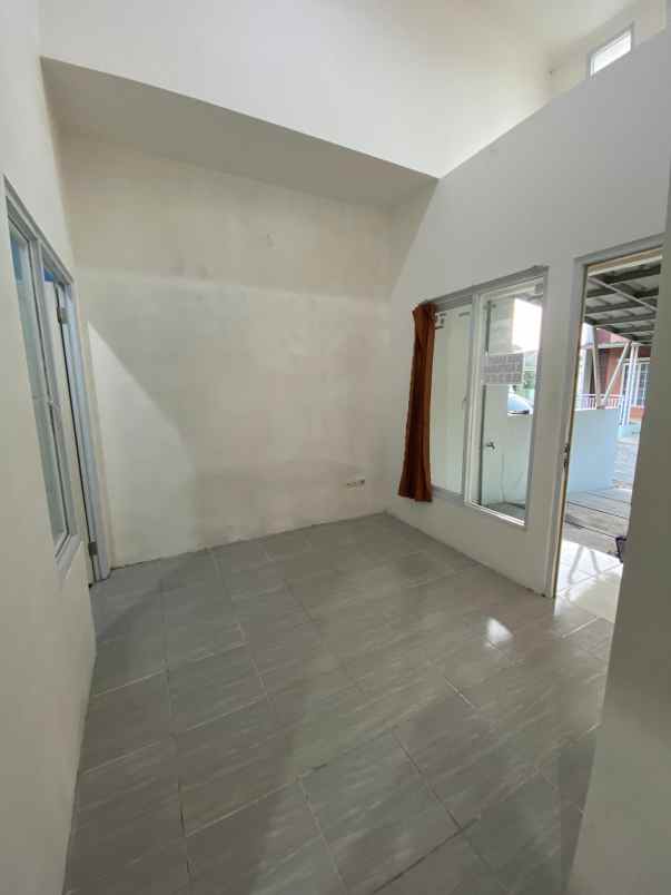 dijual rumah diover kredit rumah di