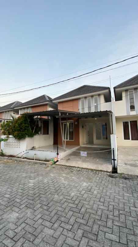 dijual rumah diover kredit rumah di