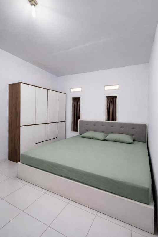 dijual rumah dukuh zambrud mustikajaya