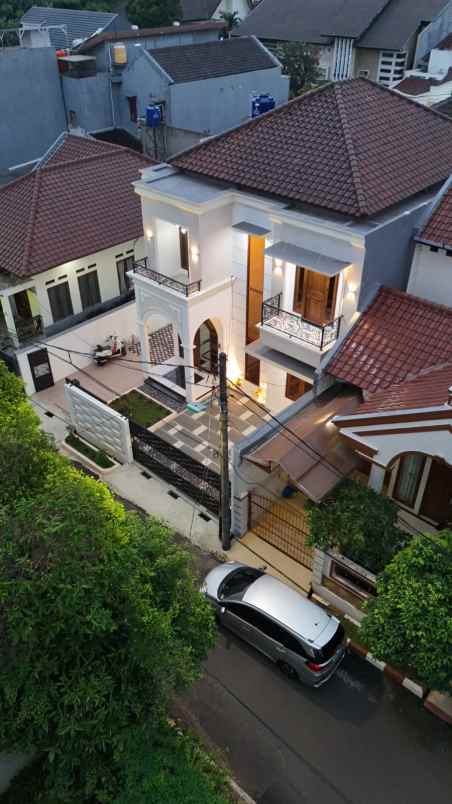 dijual rumah duren sawit