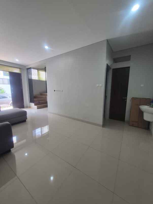 dijual rumah duren sawit jakarta timur