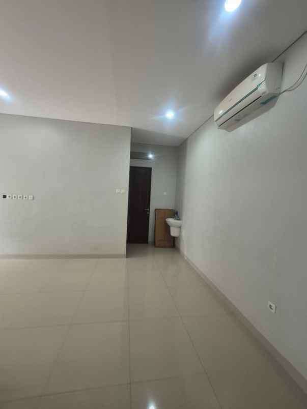 dijual rumah duren sawit jakarta timur