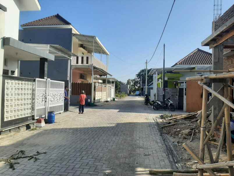 dijual rumah gadingan mojolaban