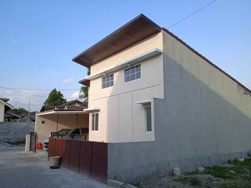 dijual rumah gamping sleman