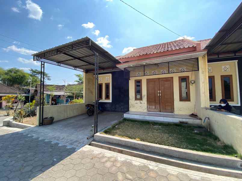 dijual rumah gledeg karanganom jatinom