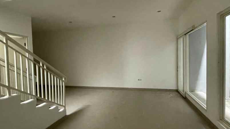 dijual rumah graha santosa